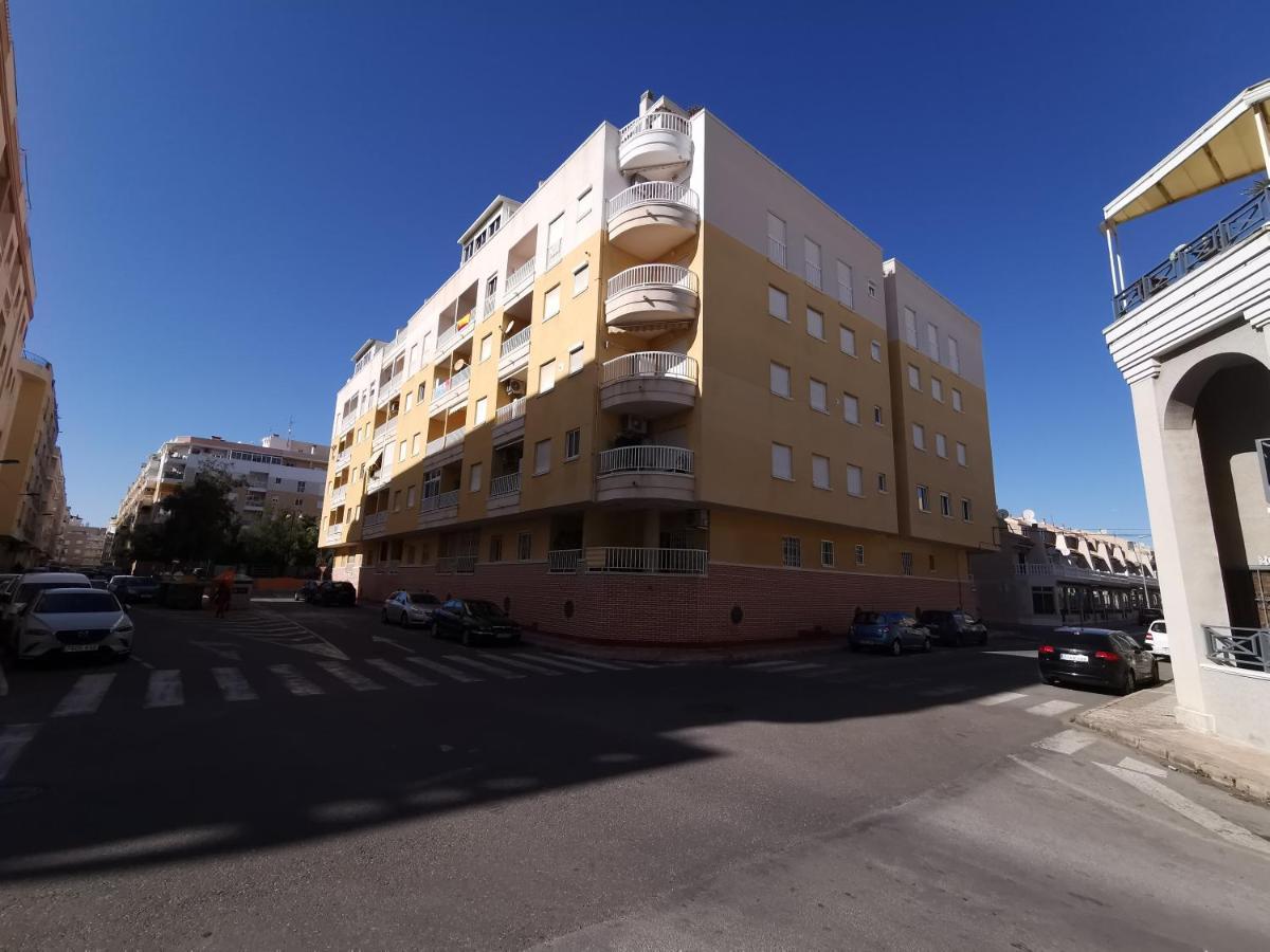 Rent An Apartment In Torrevieja Exteriér fotografie